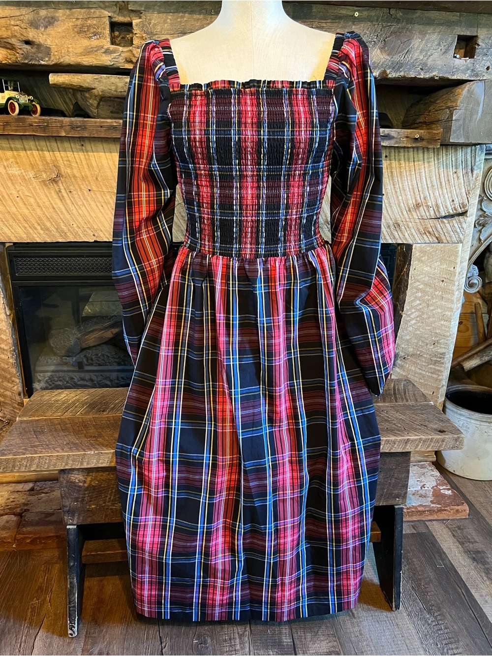 Draper James RSVP Plaid Smocked Midi Dress Size Large Puff Sleeve Tartan